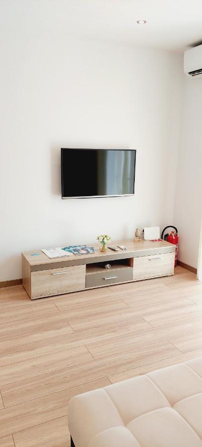 Apartman Anita イェセニツェ エクステリア 写真