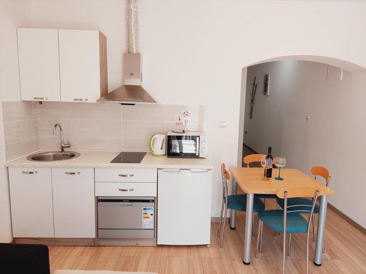 Apartman Anita イェセニツェ エクステリア 写真