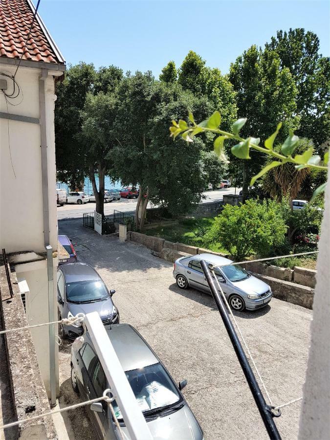 Apartman Anita イェセニツェ エクステリア 写真